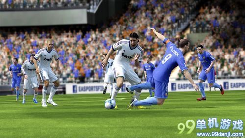 《FIFA 13》Wii U版截图 触摸屏控制改变战术
