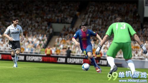 《FIFA 13》Wii U版截图 触摸屏控制改变战术