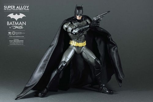 打击犯罪分子 《黑暗骑士》蝙蝠侠超霸气人物模型