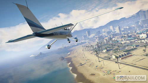 暴力抢劫枪炮齐飞 《GTA5》最新游戏截图放送