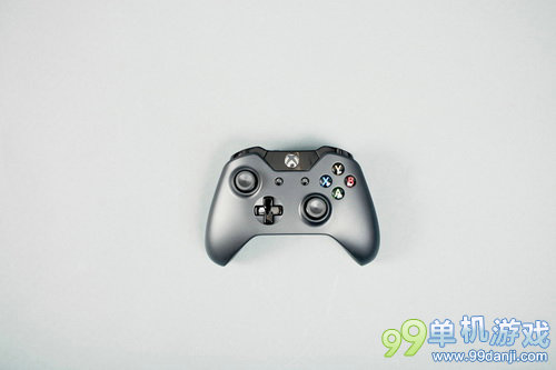 Xbox One游戏实体包装盒新谍照 延续经典绿色风格