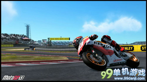 红牛赛场四射！《MotoGP 13》最新截图