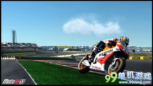 红牛赛场四射！《MotoGP 13》最新截图