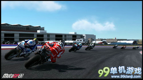 红牛赛场四射！《MotoGP 13》最新截图