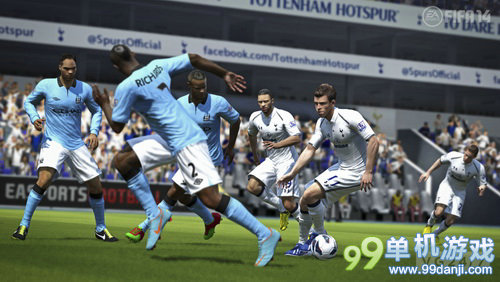 《FIFA14》PS4版实机演示 次世代级游戏效果